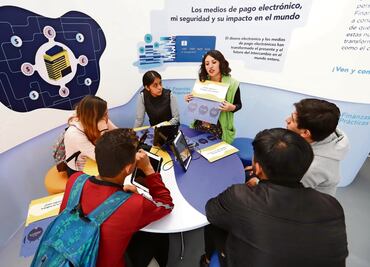 Educación, clave contra engaños: especialistas