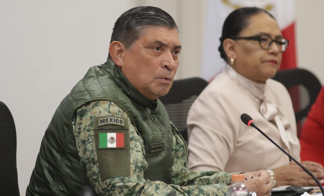 Luis Cresencio Sandoval señaló que "ha sido reducida” la actividad de ataques con drones. Foto: Carlos Mejía / EL UNIVERSAL