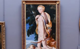 Fraude en el Louvre destapado por la policía; nueve detenidos, incluidos empleados y guías, por venta de entradas y sobreventa de visitas guiadas