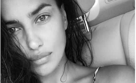Irina Shayk luce escote y trasero en bikini