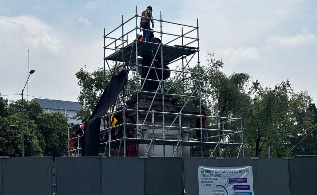 La alcaldía Cuauhtémoc y la UNAM realizan un análisis técnico al Monumento a Cristóbal Colón (27/05/2025). Foto: Especial
