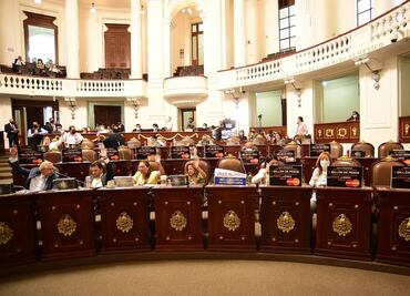 PAN y Morena chocan en Congreso de CDMX