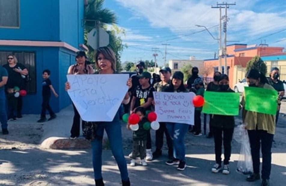 Protestan en diferentes estados a favor de militares en proceso por homicidio de jóvenes en Matamoros