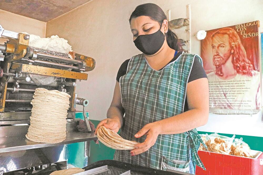 El consumo de tortilla en México se ha reducido debido al costo del alimento, entre otros factores. Foto: Archivo/ El Universal.