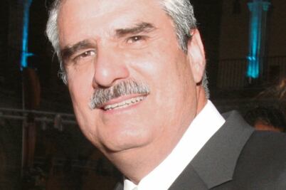 Megacable deja fibra de Telmex por costosa  