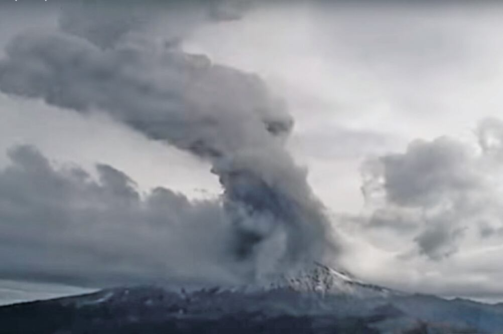 Vecinos de estados cercanos al volcán sintieron el estruendo en sus casas. (CENAPRED)