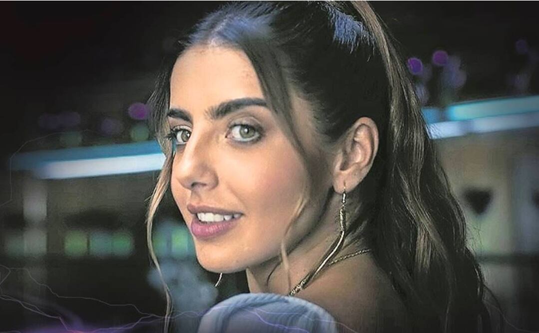 Michelle Renaud debuta en cine como la bruja Laura.