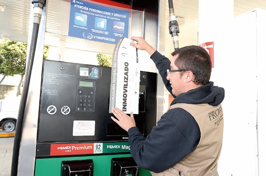 En coordinación con la Agencia de Seguridad, Energía y Ambiente (ASEA) verificaron 230 estaciones de servicio, lo que derivó en sanciones y denuncias por distintas infracciones a la ley. Foto: Archivo