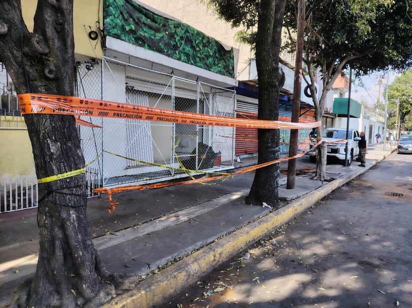 Vecinos de Azcapotzalco tienen temor tras descubrimiento de toma clandestina. (Foto: Fabián Evaristo/ EL UNIVERSAL)