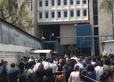 Con minuto de silencio y simulacro, conmemora CDMX sismo del 19-S