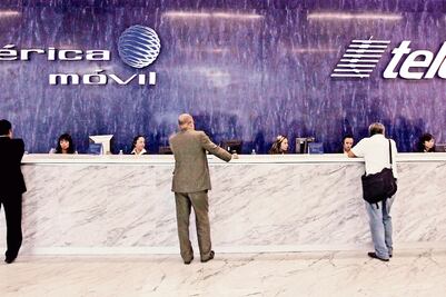 Sindicatos piden a AMóvil escuchar sus inquietudes