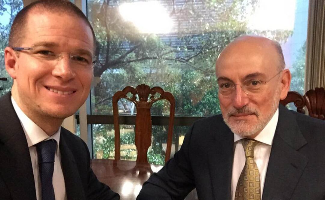 Anaya se reunió con el ex presidente nacional del partido para hablar sobre sus aspiraciones. (Foto: @RicardoAnayaC)