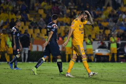 André-Pierre Gignac ve cortada racha ante Atlas