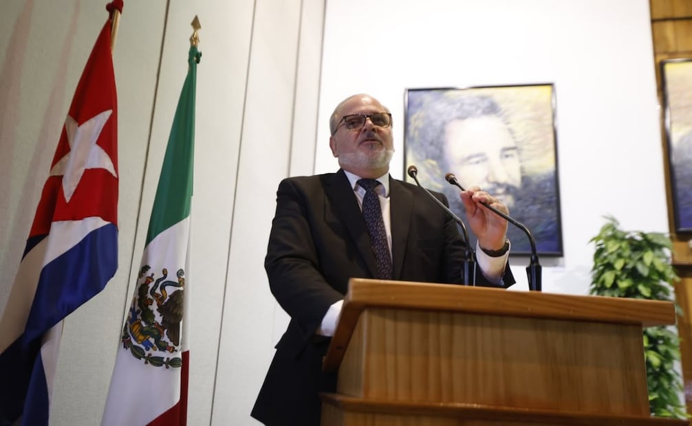 Homenaje a Fidel Castro en la Embajada de Cuba en México. Foto: Diego Simón Sánchez / EL UNIVERSAL