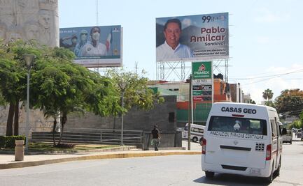Piden en Guerrero retirar espectaculares del exsúper delegado Pablo Sandoval