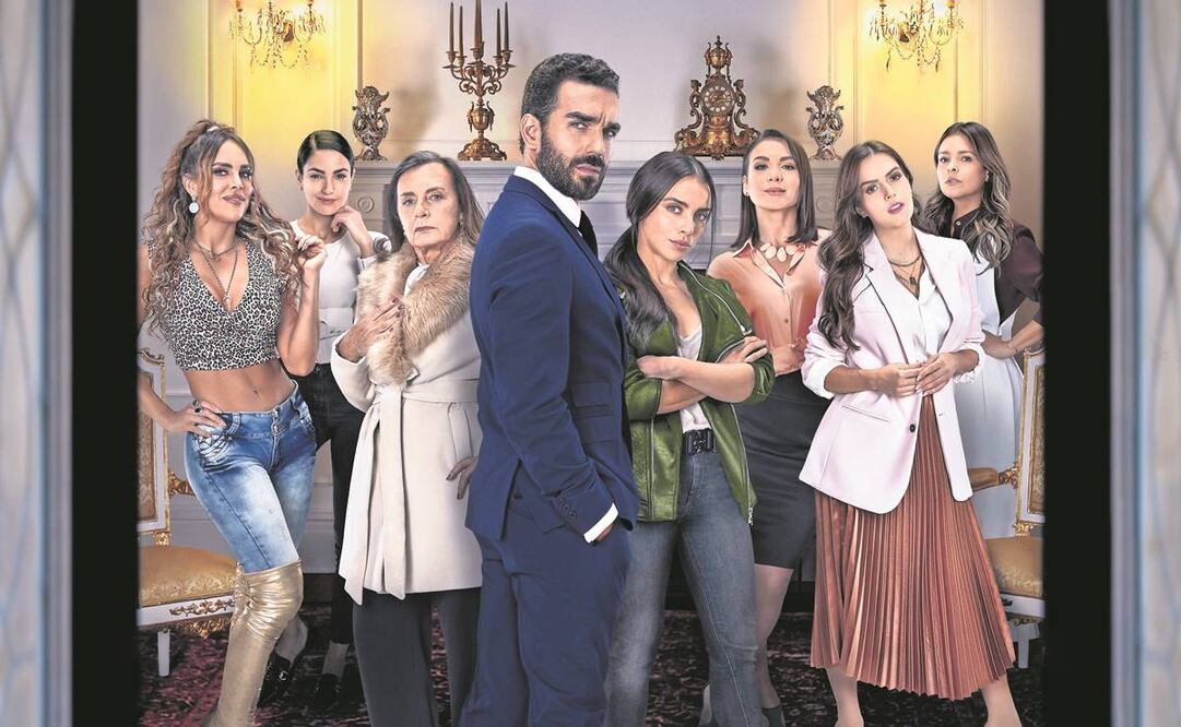 Siete mujeres, entre ellas su madre y su esposa, le enseñarán a Luis Arturo (Marcus Ornellas) que su imagen estaba más dañada de lo que pensaba. Foto: SONY/CLARO VIDEO