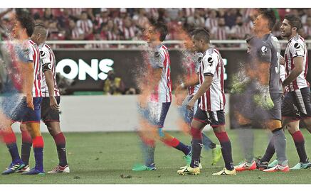 Directiva de Chivas se venga de jugadores rebeldes