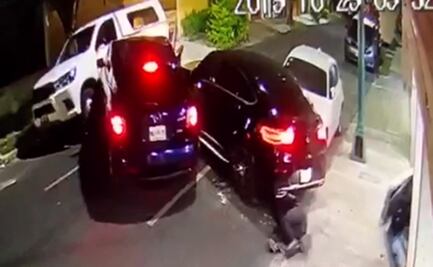 Embiste con su camioneta a secuestradores, video en 3 ángulos diferentes