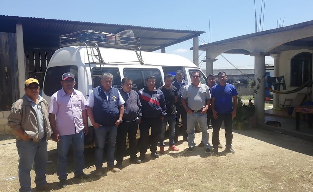 Fueron entregados por sus captores en la Fiscalía de Justicia Indígena de Las Margaritas. Foto: Especial