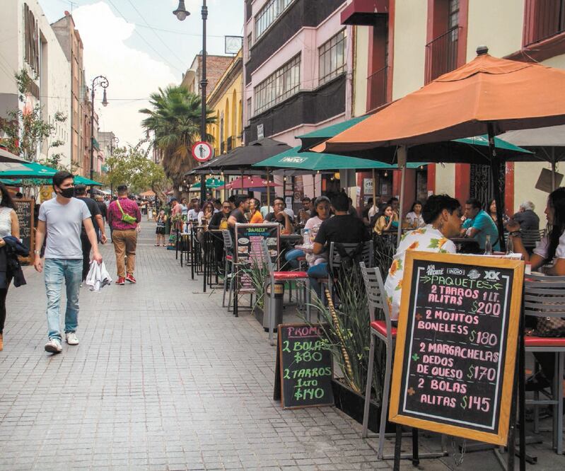 El certificado es aplicable para quienes tienen un establecimiento considerado de impacto vecinal. Foto: Archivo EL UNIVERSAL