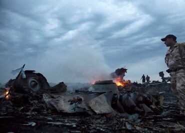 Fragmentos de avión de Malasia pueden ser de misil ruso