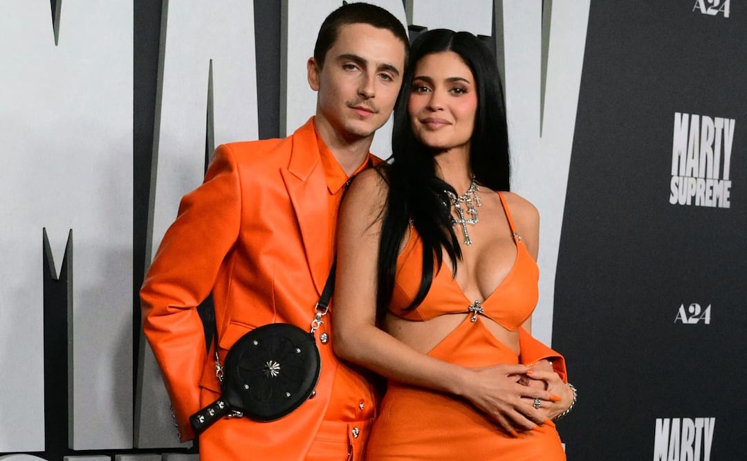 El actor franco-estadounidense Timothée Chalamet (izq.) y la mediática estadounidense Kylie Jenner asisten al estreno de "Marty Supreme" en Los Ángeles, California.
FOTO: Frederic J. Brown / AFP) by Frederic J. Brown / AFP.