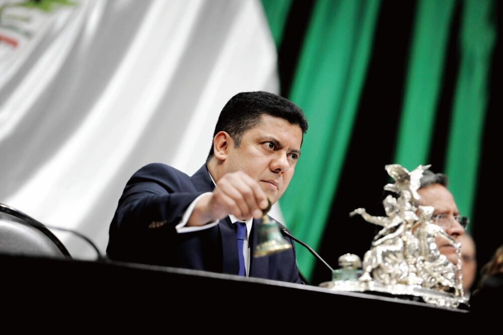 El presidente de la Cámara de Diputados, Javier Bolaños Aguilar (PAN), se dice confiado en que la ley de trata de personas se apruebe en este periodo (ARCHIVO EL UNIVERSAL)