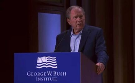 Desliz verbal. George W. Bush dice que "la invasión de Irak es injustificada... Quiero decir, de Ucrania"