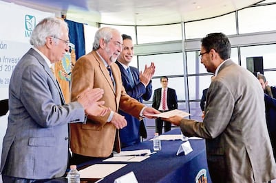 Premian UNAM e IMSS investigaciones sobre diabetes y cáncer