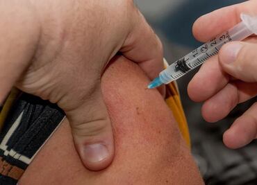 FDA autoriza uso de emergencia de la vacuna contra el Covid-19 de Novavax