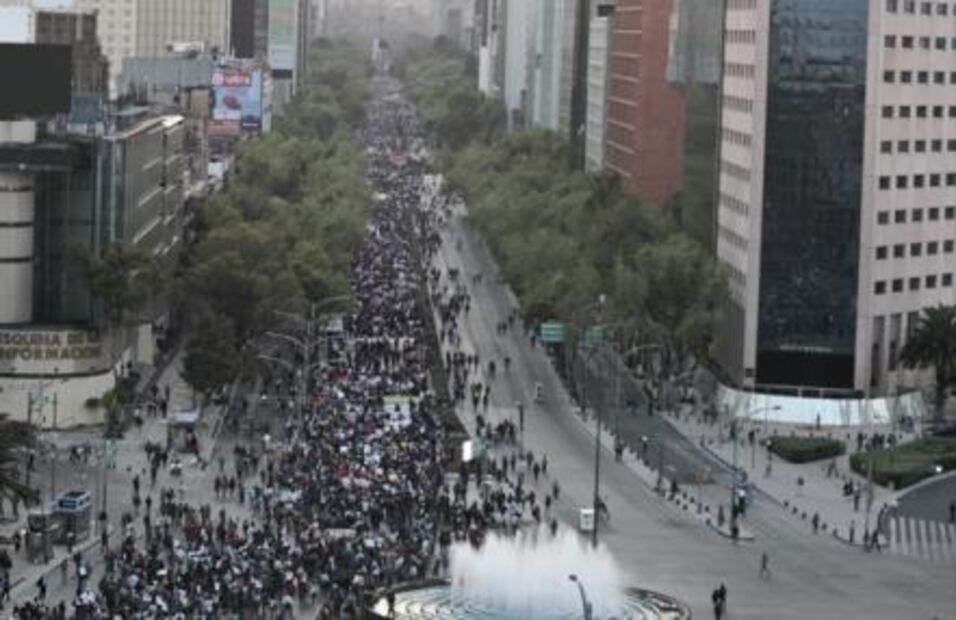 Mexico City lives amidst street protests