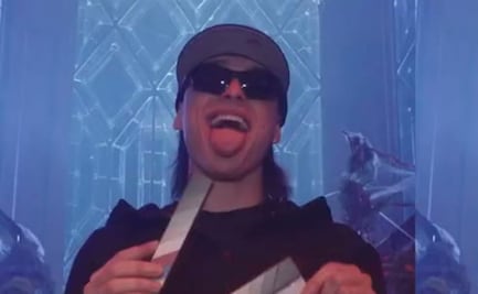 Así fue el detrás de cámara de Peso Pluma en su video de terror con Netflix