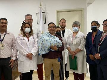 Con un mes, bebé abandonado en Tultitlán es dado de alta: Martí Batres; fue entregado al DIF