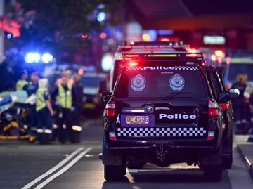 Hombre apuñala a varias personas en Sidney; hay 6 muertos y 8 heridos, entre ellos un bebé