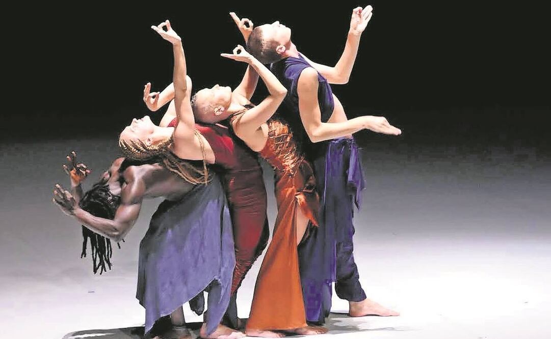 Un libro de fotografía sin crédito a los fotógrafos, el del FIC