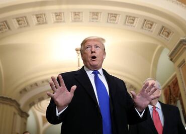 Trump busca eliminar programa "Obamacare" ante la justicia de EU