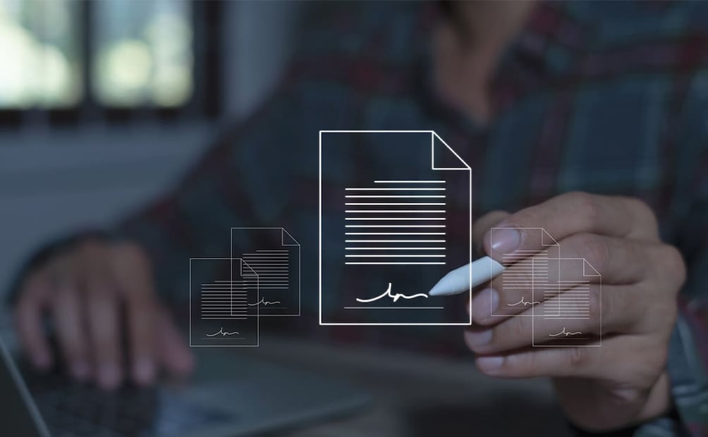 Un contrato firmado electrónicamente puede tener la misma validez que uno en papel. Foto: iStock