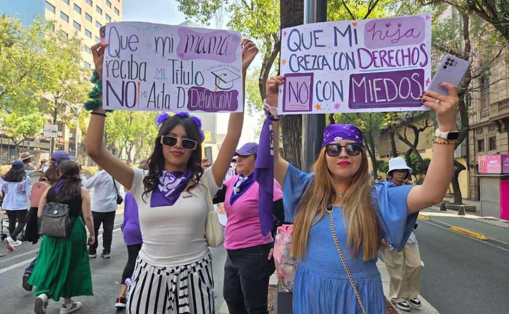 Mujeres alzan la voz contra la violencia en el 8M (08/03/2026). Foto: Frida Sánchez / EL UNIVERSAL