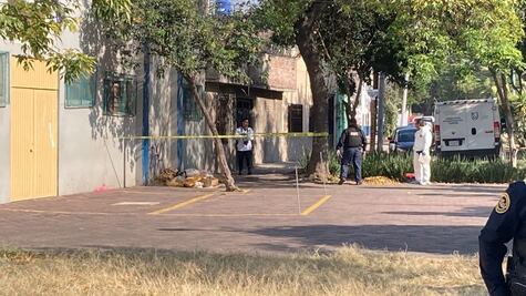 Hallan cuerpo de una mujer embolsado en calles de la Venustiano Carranza