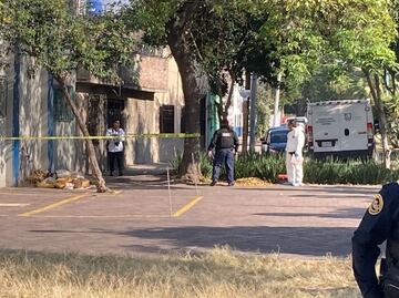 Hallan cuerpo de una mujer embolsado en calles de la Venustiano Carranza