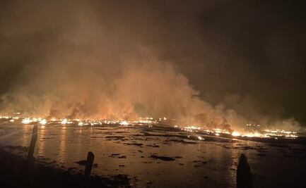 Reportan fuga e incendio en oleoducto de Pemex en Huimanguillo, Tabasco