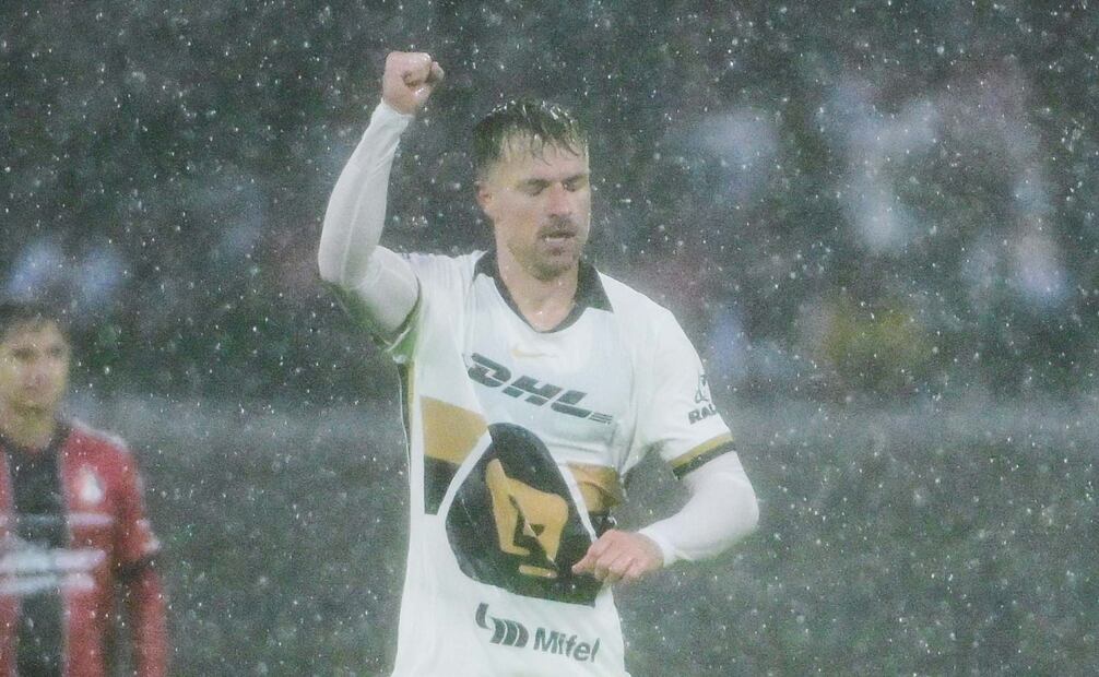 Aaron Ramsey le da la victoria a Pumas frente Atlas / Foto: Imago7