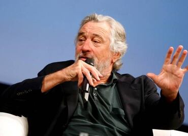 Donald Trump is 'totally nuts,' says Robert De Niro