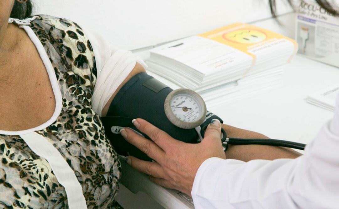 El exceso de sal en la alimentación puede ocasionar retención de líquidos. (FOTO: Archivo/EL UNIVERSAL)