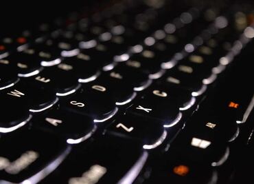 Intel planea miles de despidos ante la desaceleración de las PC