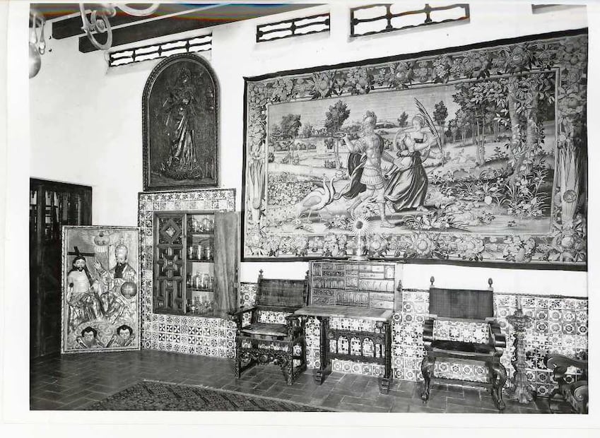 Franz Mayer comenzó su valiosa colección de artes decorativas con la idea de abrir un museo a futuro. En la imagen, piezas de la colección original en su casa.
Crédito: CORTESÍA MUSEO FRANZ MAYER