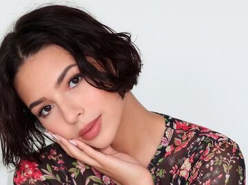 3 looks ganadores de Ángela Aguilar que puedes imitar