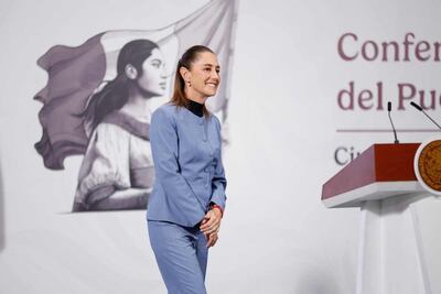 Sheinbaum llega a primer año de gobierno con récord de popularidad: Banamex