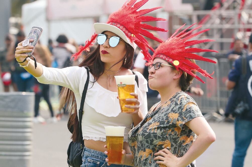 El primer día del Vive estuvo lleno de cerveza, charlas y selfies (ARIEL OJEDA. EL UNIVERSAL)