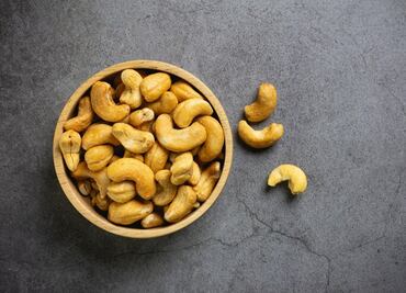 El fruto seco que se ha convertido en un popular remedio casero para las hemorroides; descubre cómo funciona